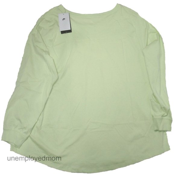 Women's Nike Athletic Tee Long Sleeve Sportswear Active Wear Top Sport Shirt 3X - Picture 6 of 7